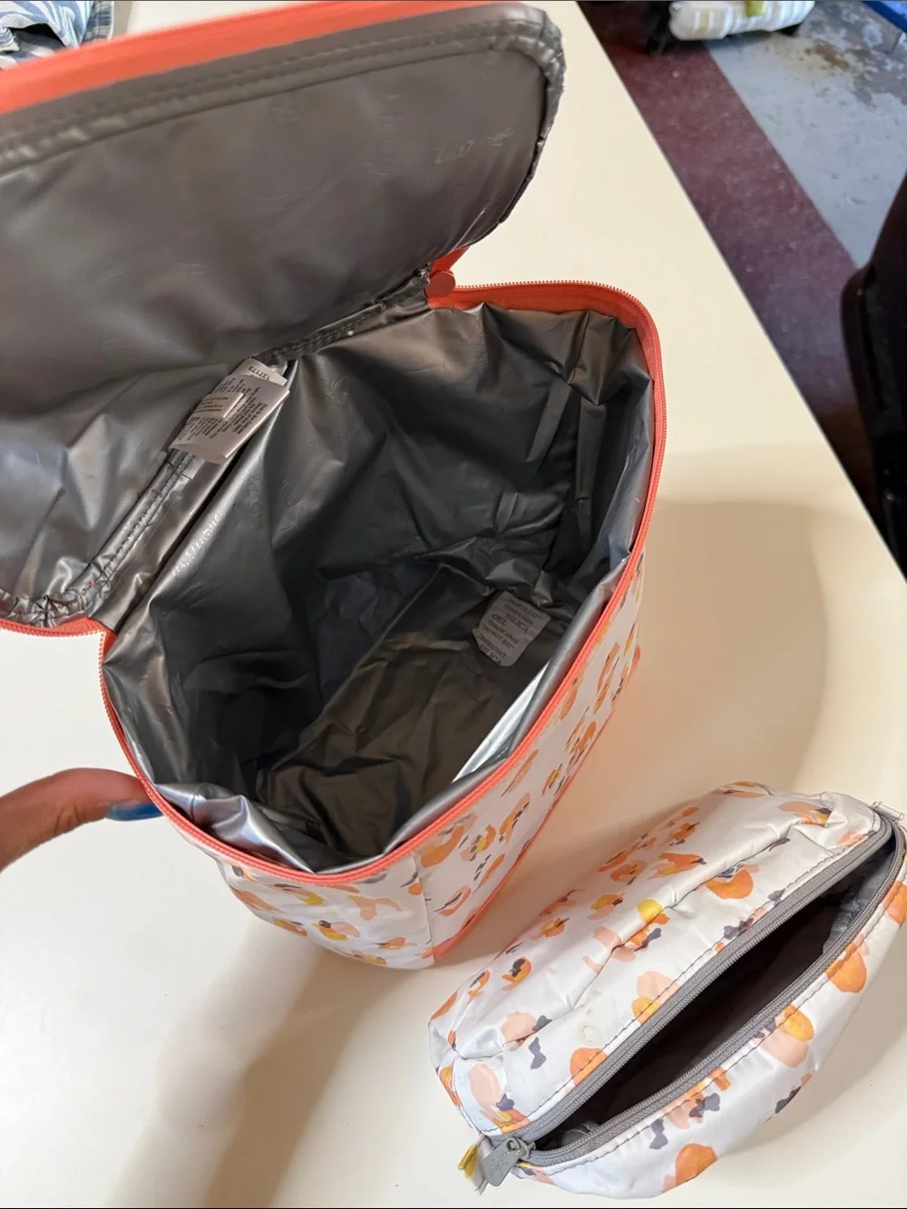 thirty-one Floral lunch box bag and pencil pouch Duo in Peach and White